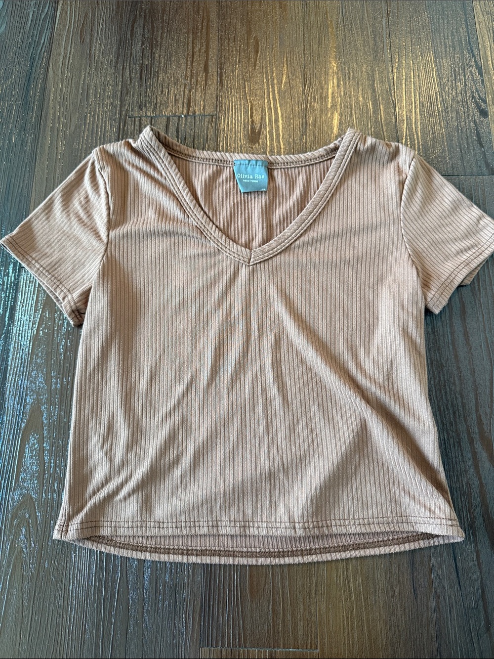 Olivia Rae Short-Sleeve Ribbed V-Neck Top in Taupe